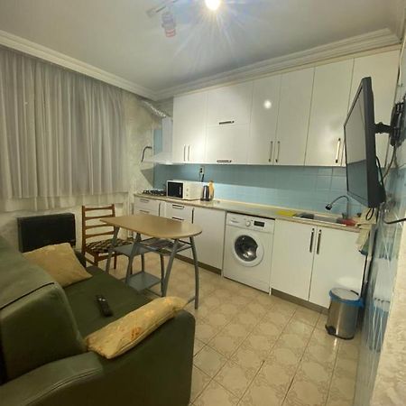 Apartment Ge Zvezda บาทูมิ ภายนอก รูปภาพ