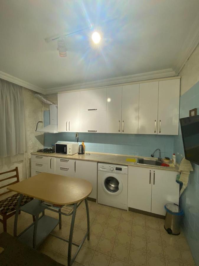 Apartment Ge Zvezda บาทูมิ ภายนอก รูปภาพ