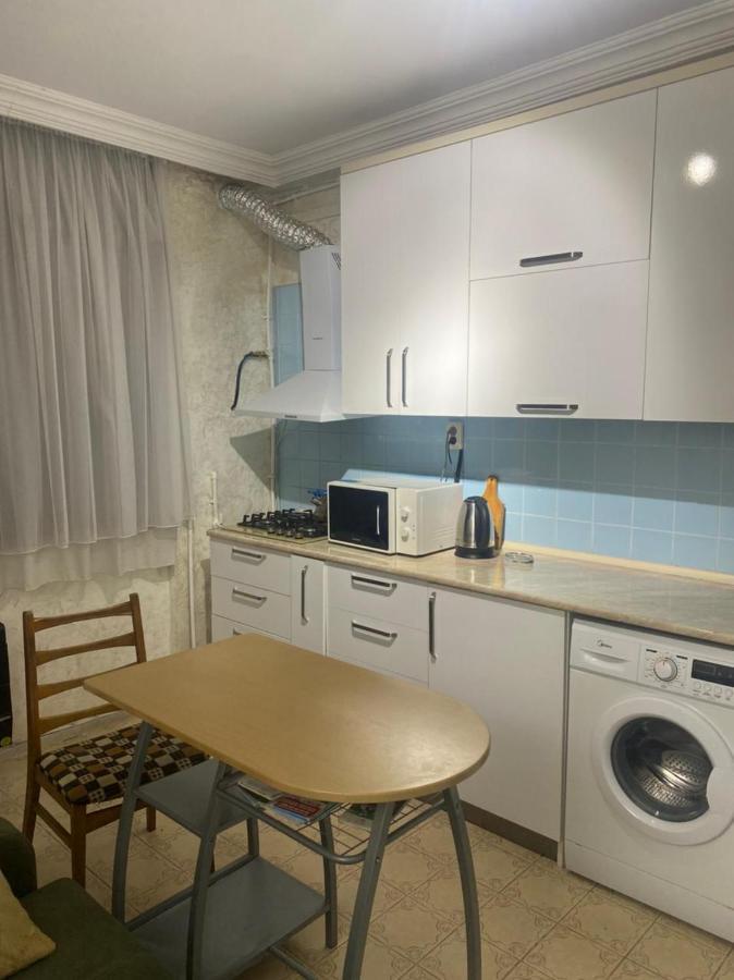 Apartment Ge Zvezda บาทูมิ ภายนอก รูปภาพ